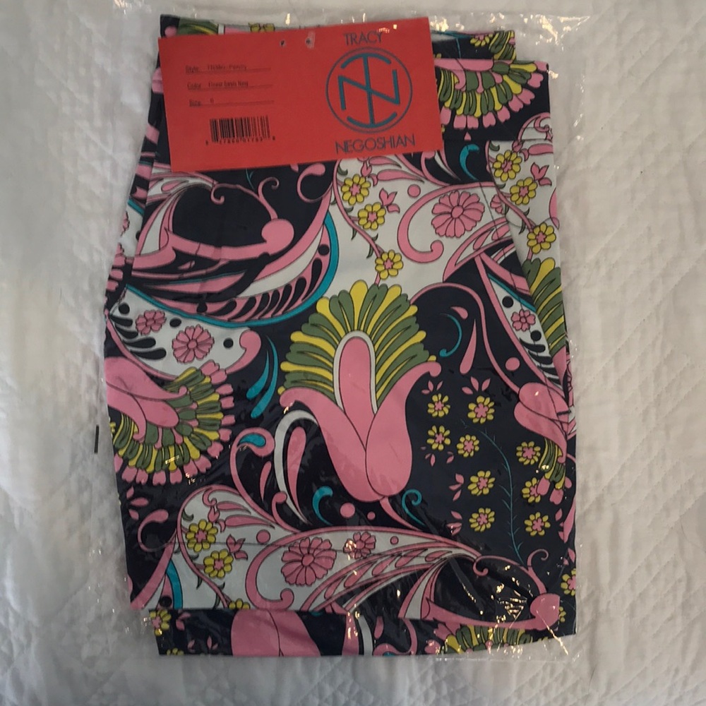 Tracy Negoshian Penny Shorts sz 6